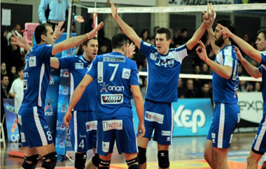 Όσο θα είμαστε ζωντανοί στο όνειρο του πρωταθλήματος θα στηρίζω αυτά τα παιδιά, γιατί πρέπει, γιατί το χρειάζονται, γιατί το αξίζουν!