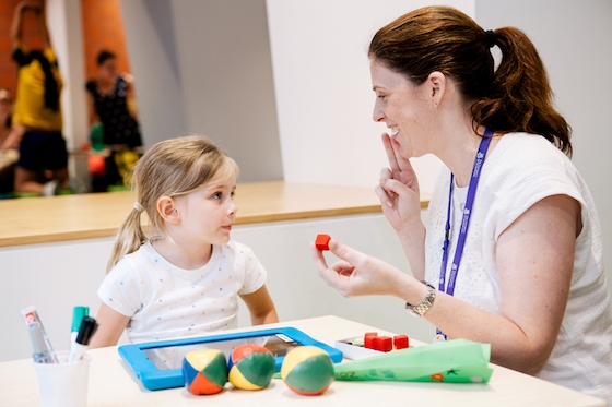 Για Λογοθεραπευτές που επιθυμούν να προσφέρουν τις υπηρεσίες τους εθελοντικά.