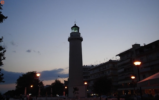 Από την 1η Ιουλίου, τα μαγαζία στο κέντρο της πόλης θα έχουν ελαφρώς διαφοροποιημένο ωράριο λειτουργίας