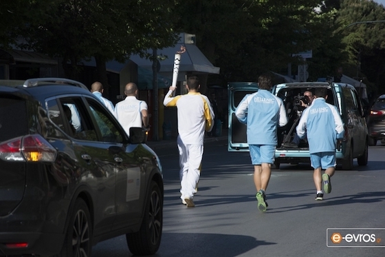 Κατά την μεταφορά της Φλόγας θα πραγματοποιηθεί ολιγόλεπτη σταδιακή και προσωρινή διακοπη κυκλοφορίας.