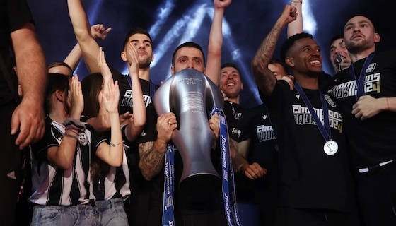 Το τρόπαιο θα βρεθεί στο Δημαρχείο της πόλης, όπου θα μπορέσουν να το δουν από κοντά όλοι οι φίλοι της ομάδας.