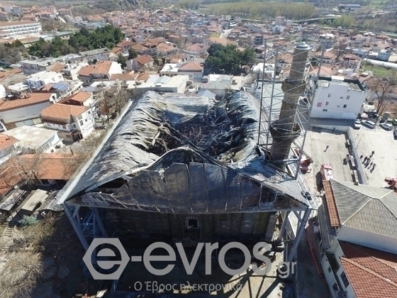 Οι εργασίες αποκατάστασης του βρίσκονται ακόμη σε εξέλιξη καθώς αυτό που έχει ολοκληρωθεί είναι ο σκελετός της στέγης. 