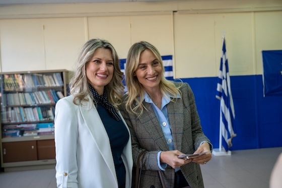 Η Αλεξάνδρα Γκουλιάμα (Σύμβουλος Εκπαίδευσης & Αντιπρόεδρος του Περιφερειακού Συμβουλίου) και η Ευρωβουλευτής Ελεονώρα Μελέτη 
