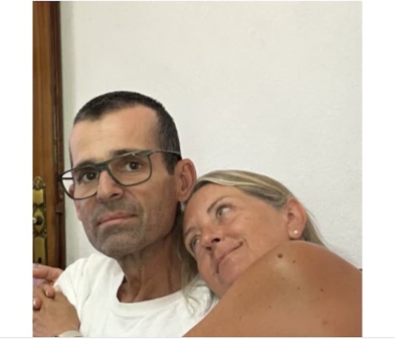  Κάθε συνεισφορά, μικρή ή μεγάλη, μπορεί να κάνει τη διαφορά και να δώσει ανάσα στην Κριστίν και τον Στράτο.