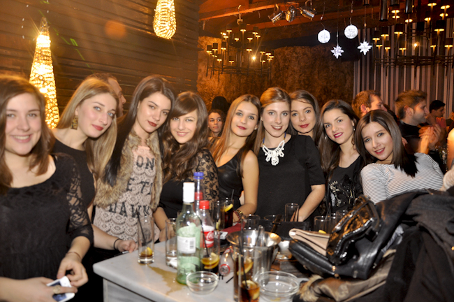 Χριστουγεννιάτικη διάθεση στο Prive club.