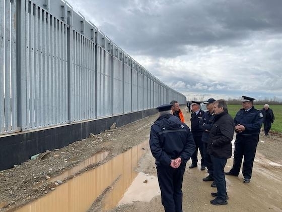Φωτογραφία αρχείου από επίσκεψη του Υπουργού Προστασίας του Πολίτη στον φράχτη.