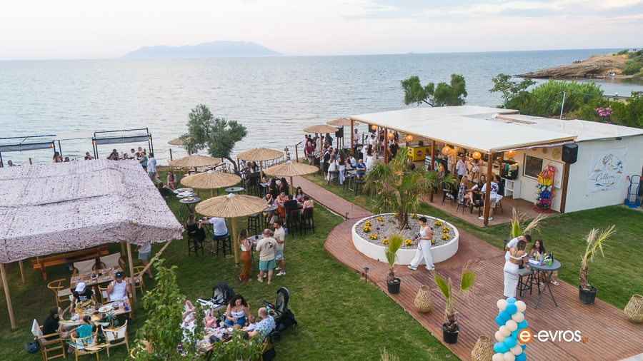 Το Calliroe Beach Bar άνοιξε την αυλαία του καλοκαιριού με ένα εντυπωσιακό Opening Party