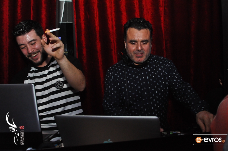 O DJ Akis Simintiridis σήκωσε τον Room 6 την Κυριακή στον "αέρα"