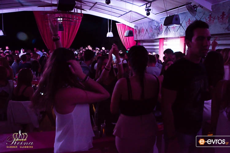 Μαγευτικό ήταν το Ladies Night στο Reina Summer Club.