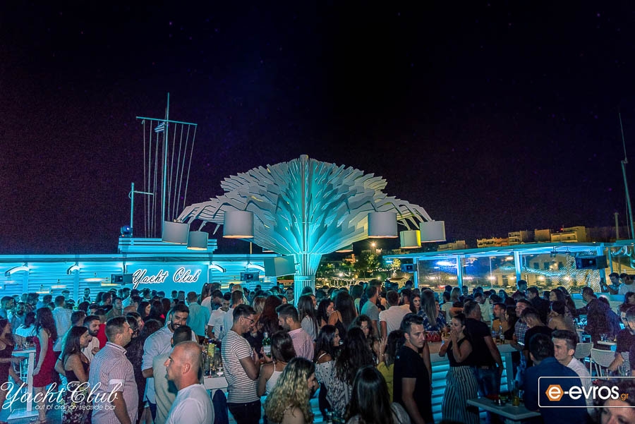 Yacht club: Ατελείωτη διασκέδαση μέχρι πρωίας!