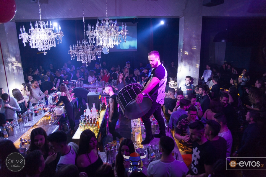 Greek Bulls Party: Άκρως Ελληνική και ξεσηκωτική βραδιά στο Prive Suite