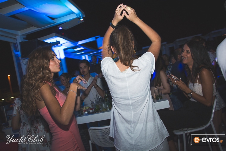 Μαγικές οι βραδιές στο μοναδικό Yacht Club στην Αλεξανδρούπολη