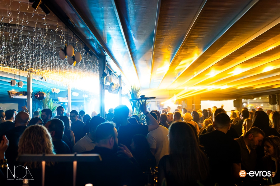 Μια μαγική βραδιά έζησε η Αλεξανδρούπολη στο NOA με τον Χρήστο Μενιδιάτη