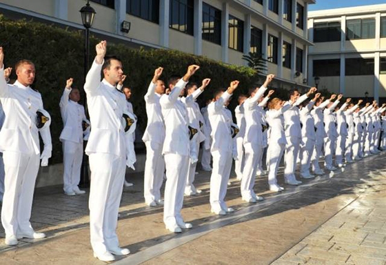 Ο αριθμός των σπουδαστών/σπουδαστριών  κατανέμεται σε 456 Πλοιάρχους και 245 Μηχανικούς