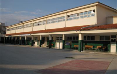 Οι εγγραφές γίνονται κάθε απόγευμα από 18:20 – 21:15.