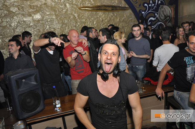 Mykonos in the city party με τον Dj Pete, την Παρασκευή στο Prive Club.