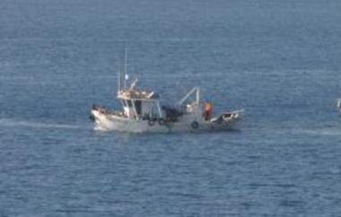 Η μηχανότρατα είχε βγει για ψάρεμα.