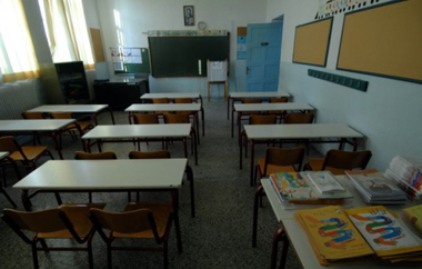 Μπορεί την Πέμπτη να ανοίγουν τα σχολεία για... πρώτη φορά το 2015, σε λίγες πάλι ημέρες θα κλείσουν.