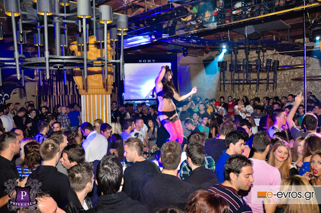 Καυτή 'Showtime by Dreamcity' βραδιά στο club Prive.