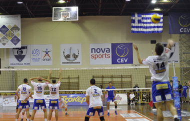 3 - 0 σετ για τον Εθνικό που μπαίνει δυναμικά στη μάχη του πρωταθλήματος.