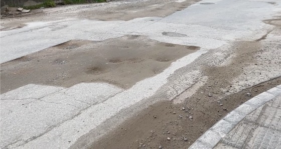 Τελειωμό δε φαίνεται να έχουν οι εργασίες της ΔΕΔΑ για το δίκτυο του φυσικού αερίου, που συνέπεσαν και με την εγκατάσταση της οπτικής ίνας