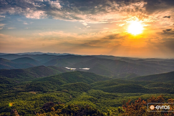 Μεγάλη προσοχή χρειάζεται και σήμερα καθώς ο Έβρος βρίσκεται στην κατηγορία 3 επικινδυνότητας εκδήλωσης πυρκαγιάς.