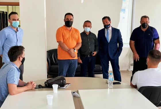 Ο Υπουργός Ανάπτυξης & Επενδύσεων Άδωνις Γεωργιάδης βρέθηκε στη Θράκη και στα γραφεία της ΕΦΕΠΑΕ, που ξεκίνησε τη λειτουργία της στην Κομοτηνή και αντικατέστησε τη ΔΕΣΜ-ΟΣ ΑΜΘ.