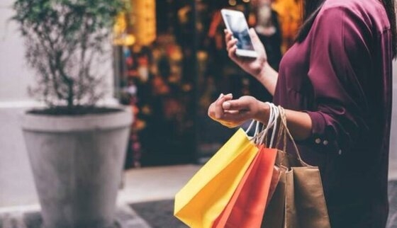 Την Κυριακή ανοιχτά τα καταστήματα λιανεμπορίου για όσους επιθυμούν - Έρχεται το click in shop