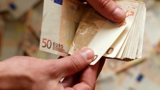 Επίδομα σε επιστήμονες και ελεύθερους επαγγελματίες - Ποια είναι τα κριτήρια