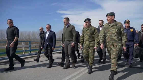 Νυχθημερόν στο ποτάμι του Έβρου ο Στρατηγός Χουδελούδης ο οποίος αναμένει τον Πρωθυπουργό Κ. Μητσοτάκη