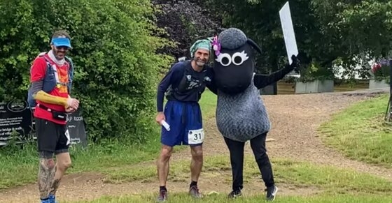 Ο Δημήτρης Κεχαγιόγλου βγήκε τρίτος σε αγώνα δρόμου στην Αγγλία και συγκέντρωσε χρήματα για ένα καταφύγιο ζώων!