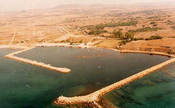 Στόχος της εκποίησης είναι η ανέργεση οικοδομής για τη στέγαση των απόρων του δήμου Αβδήρων.