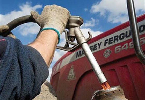 Είμαστε η μόνη χώρα στην Ευρώπη χωρίς αγροτικό πετρέλαιο