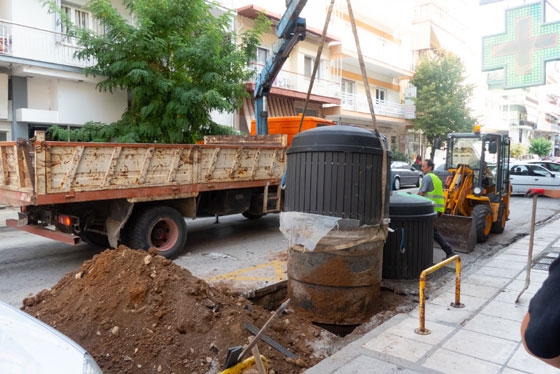 Δύο ημιυπόγειοι κάδοι "απομακρύνθηκαν" από την Δημοτική Αρχή Αλεξανδρούπολης