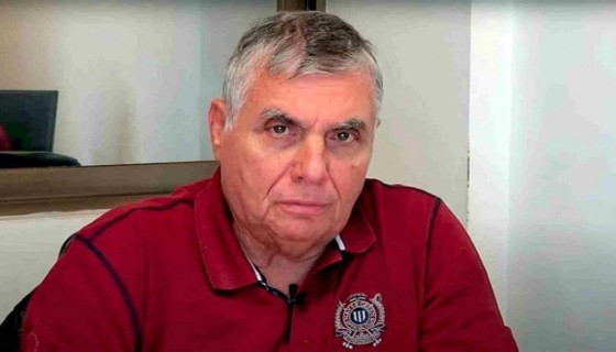 Πρόεδρος του Κινήματος "ΕΛΕΥΘΕΡΟΙ ΑΝΘΡΩΠΟΙ".